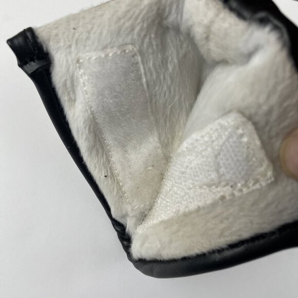 Odyssey Preowned White Hot Pro Golf Putter Cover - Picture 4 of 4